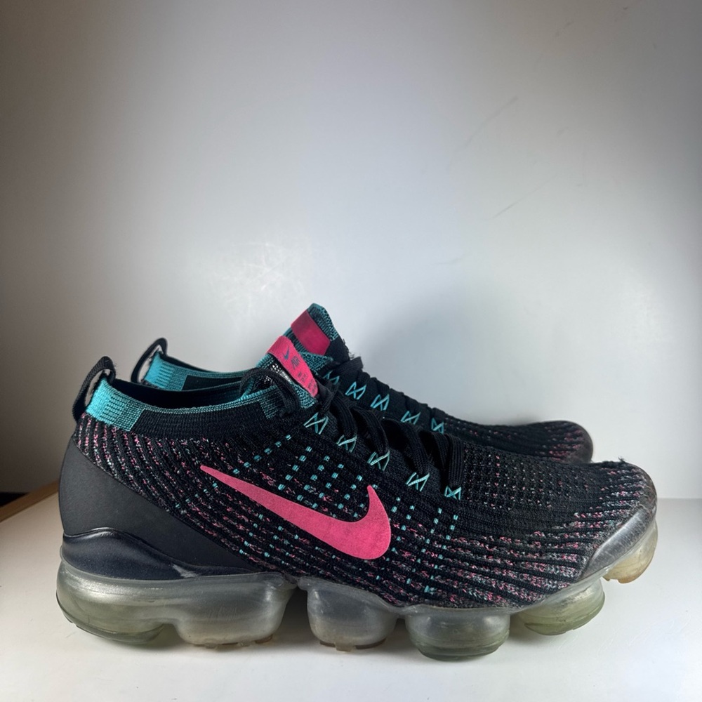 Nike Black and Pink Air VaporMax 3 with Teal Accents Women’s Size 10